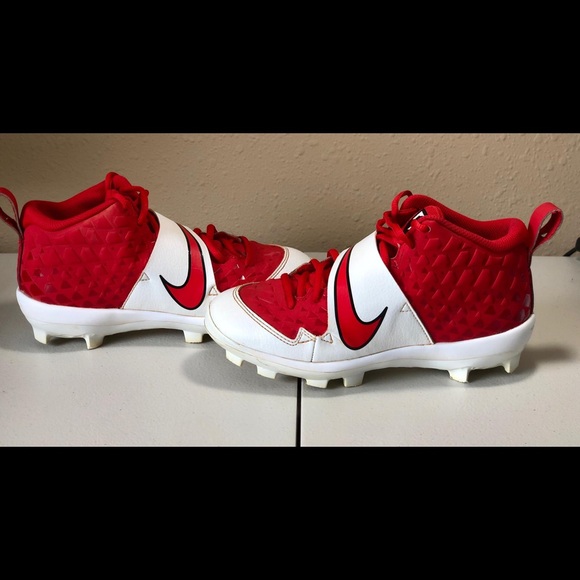 mike trout boys cleats